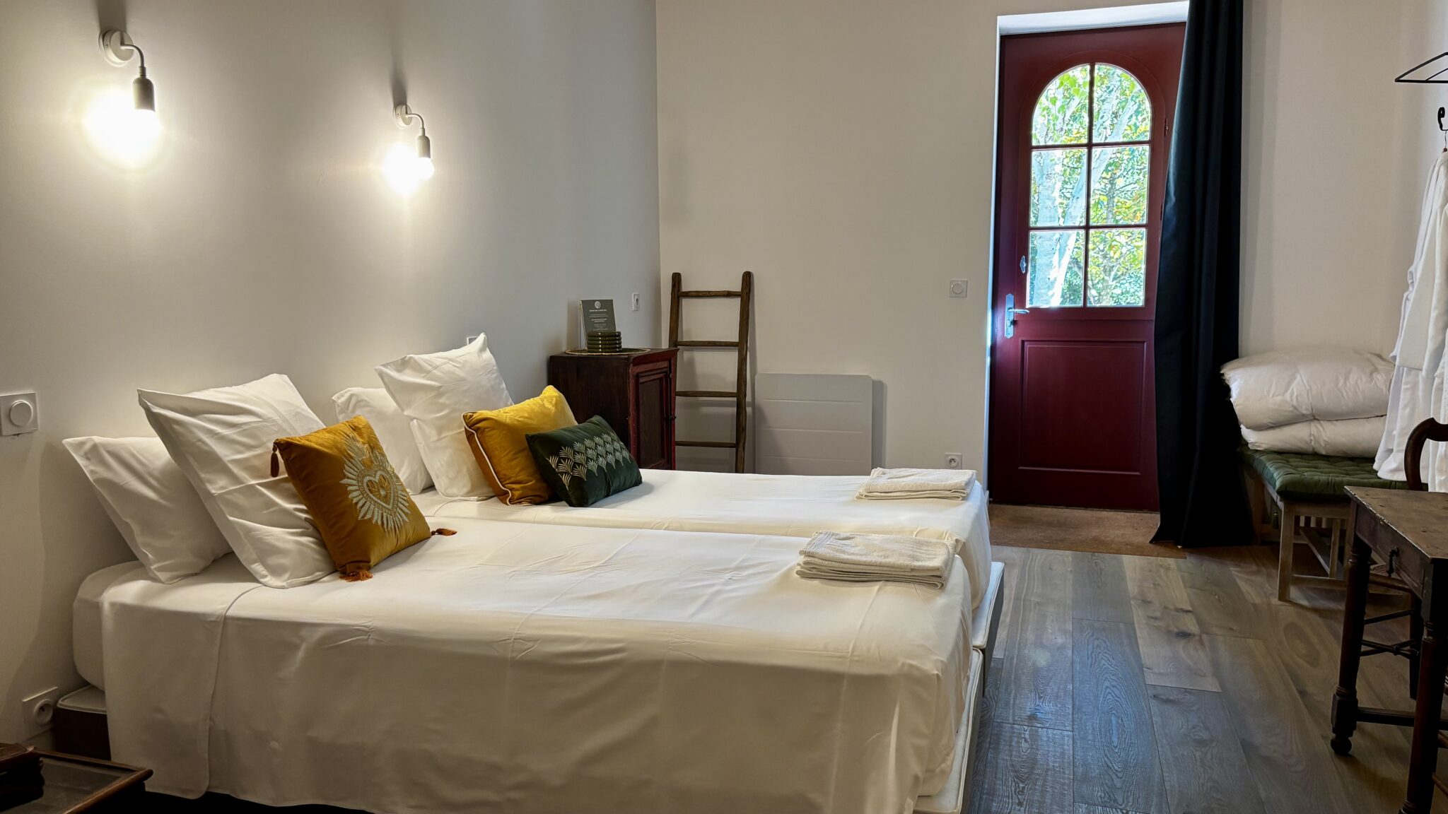 Domaine du Petit Tertre Chambre Ecorce Lit 2 personnes